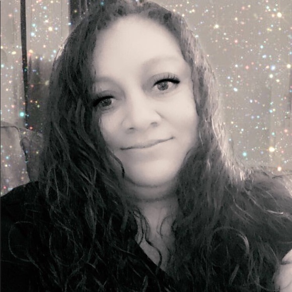 Meet your Posher, Salgado - Picture 1 of 1